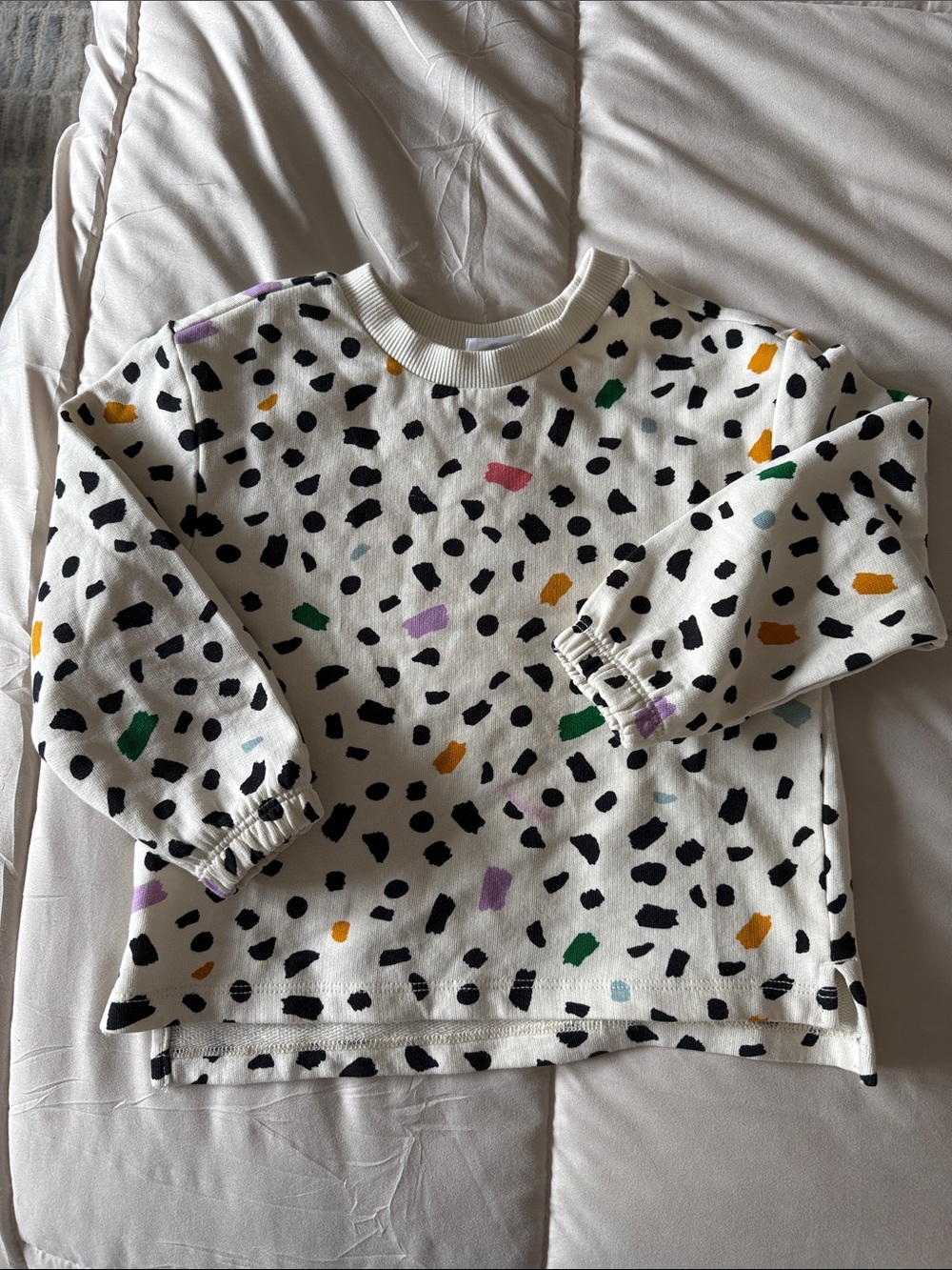 Hanna Andersson White Pullover Sweatshirt with Multicolor Spot Accents